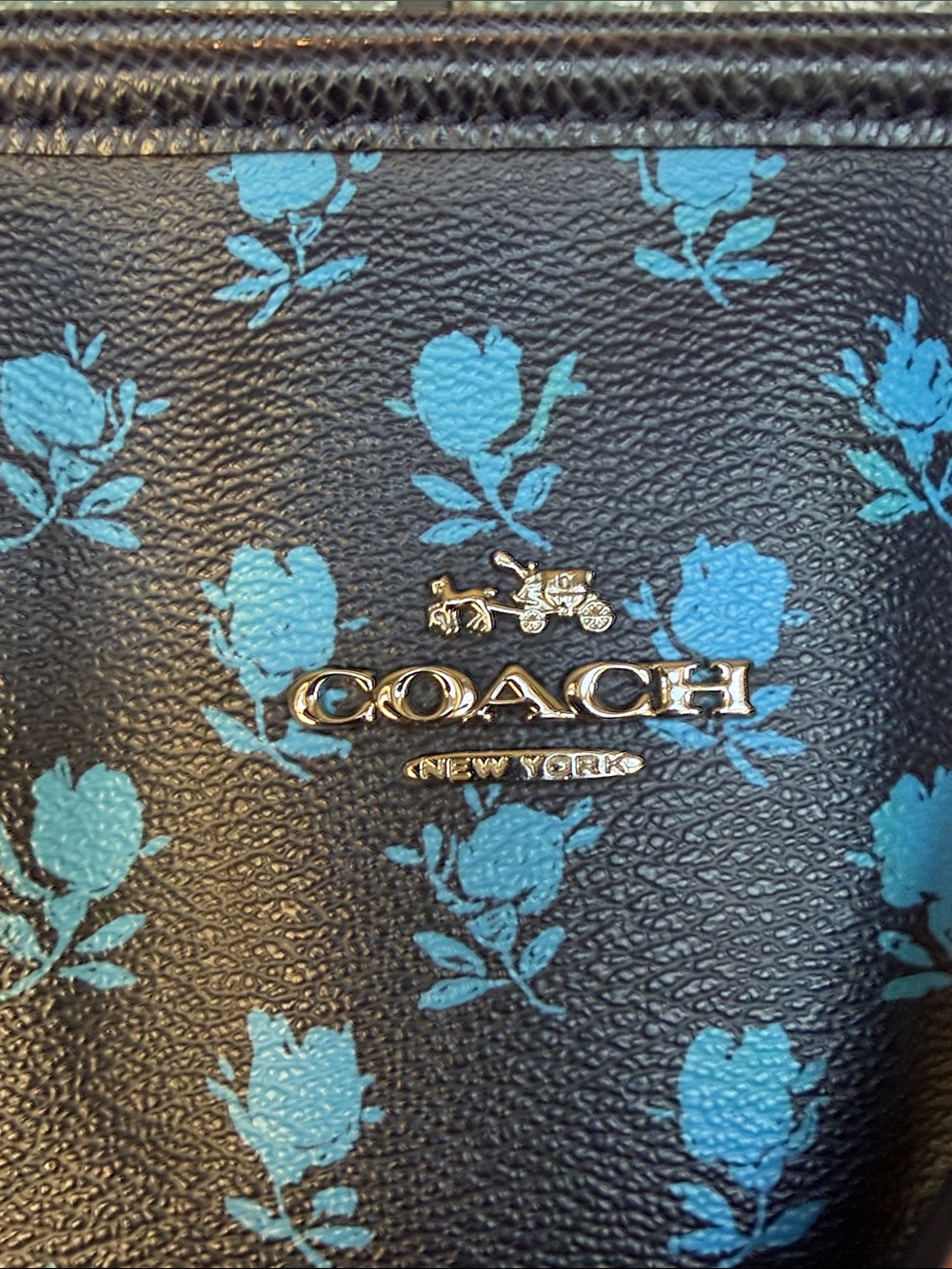 Coach 2010’s Dark Academia Bennett Badlands Floral Tote Bag (VGUC) - Picture 8 of 16